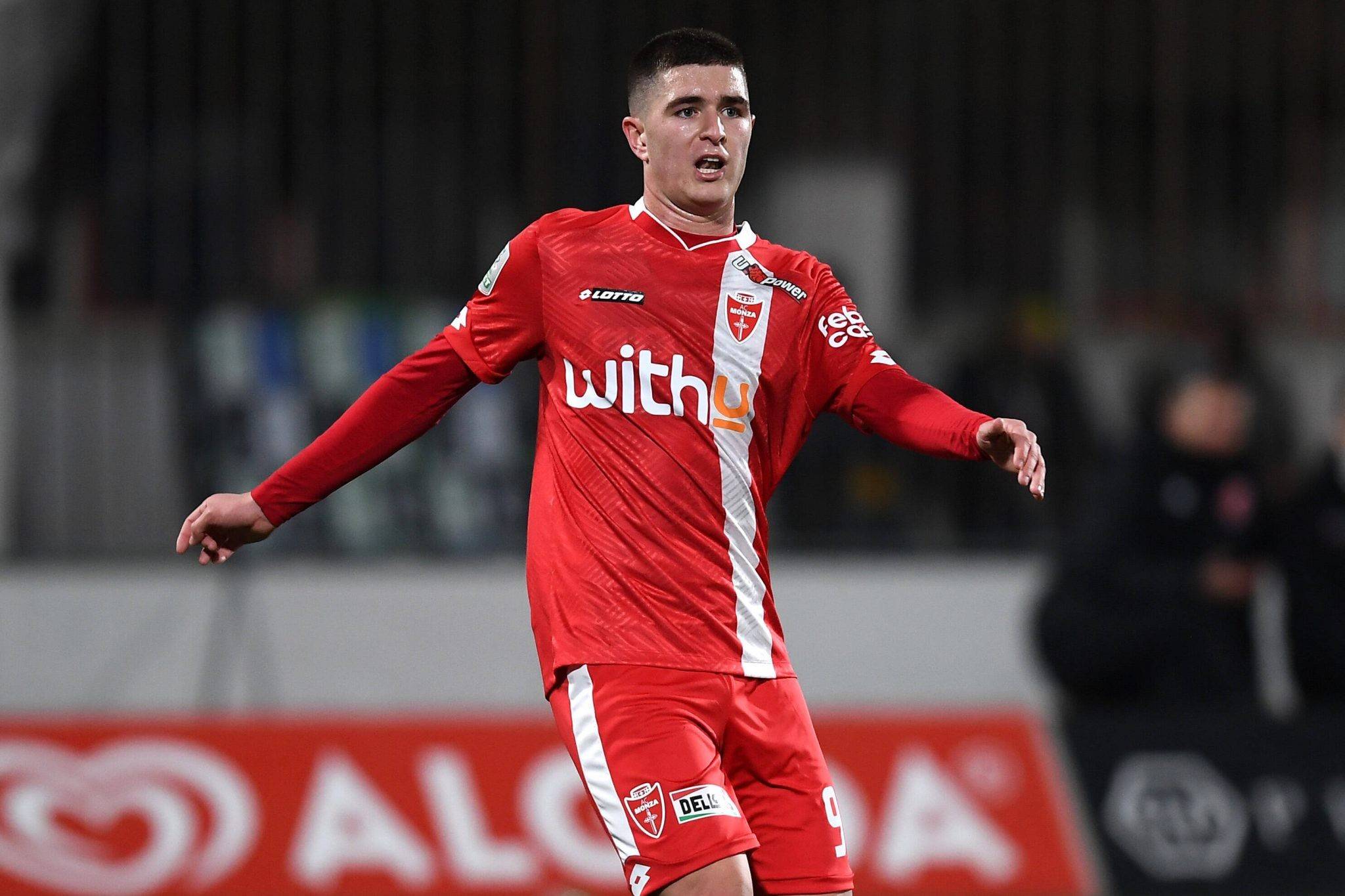 包含尤文图斯主场告捷，稳固联赛第二的词条