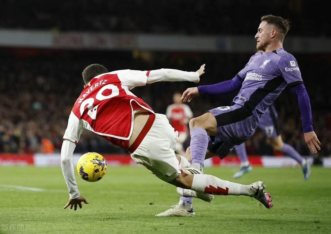 曼联主场失利，索尔斯克亚面临考验(曼联主场失利,索尔斯克亚面临考验了吗)